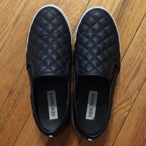 Steve Madden Slip-ons